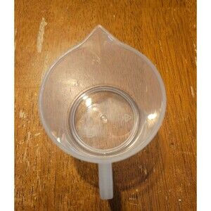 1 Cup Plastic Measuring Cup with Handle and Pour Spout